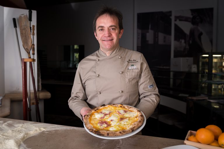 chef con pizza